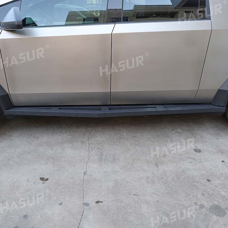 Tesla Cybertruck Heavy-Duty Side Steps – Q235A Steel, Anti-Slip Powder Coated, Triangular Design – Perfect Fit for Cybertruck Aesthetics